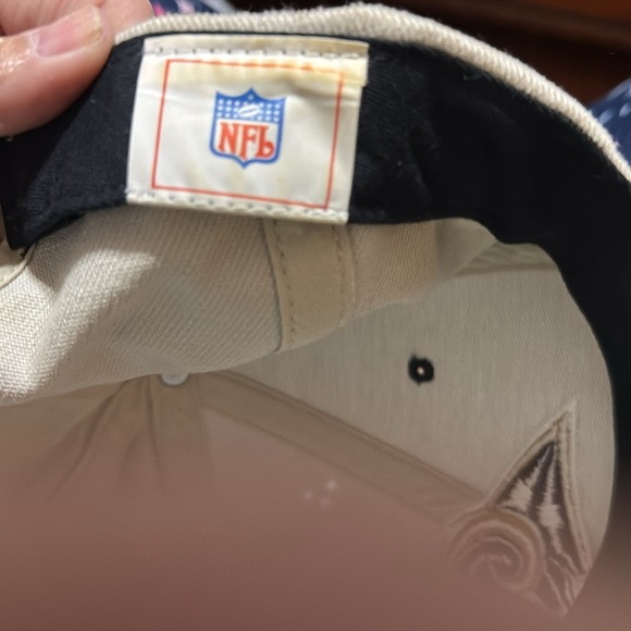 St. Louis Rams hat - Picture 3 of 3